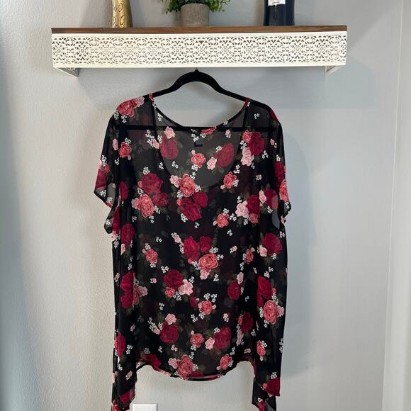Torrid Pullover Sheer Black with Floral Top Shark Bite Hem Size 3 - Picture 4 of 5